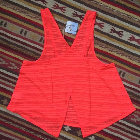 Onzie Open Cross Tank - Picture 1 of 4